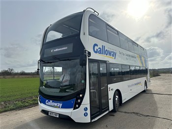 Double Decker Bus (84)